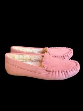 NWOB Floopi Soft Pastel Blush Pink Matte Velvety Suede Moccasin Slippers